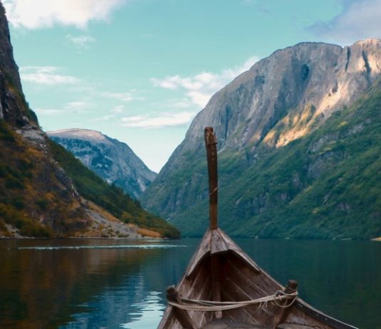 Las tinieblas y el alba: lo nuevo de Ken Follett